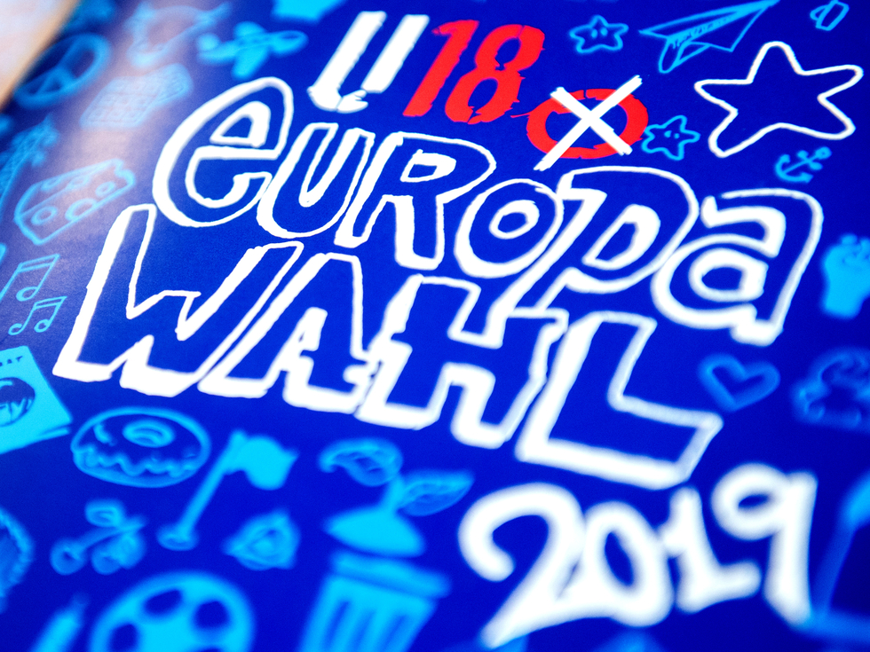 Broschüre mit der Aufschrift: U18 Europawahl 2019